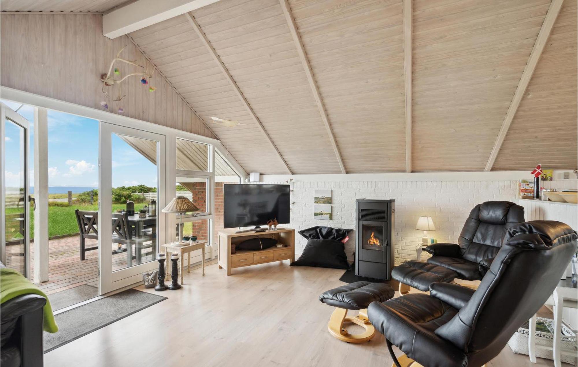 3 Bedroom Cozy Home In Logstor Løgsted Kültér fotó
