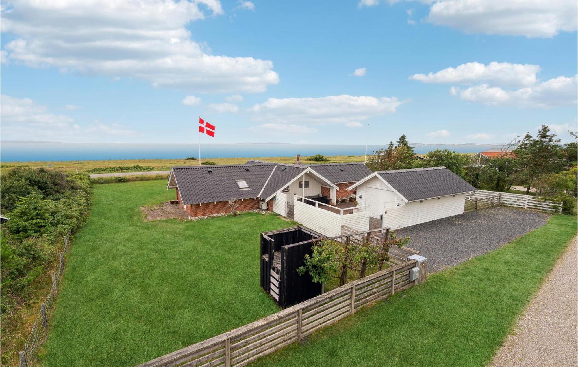 3 Bedroom Cozy Home In Logstor Løgsted Kültér fotó