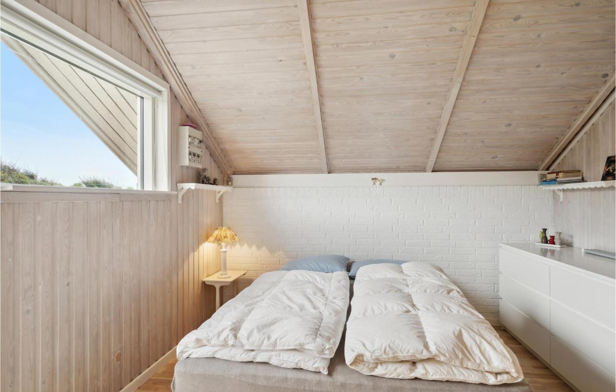 3 Bedroom Cozy Home In Logstor Løgsted Kültér fotó
